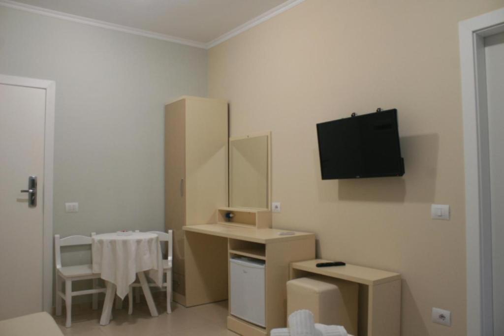 Apartments In Potam Himarë Extérieur photo