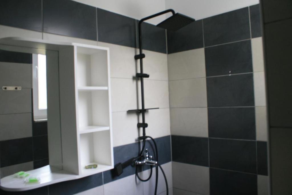 Apartments In Potam Himarë Extérieur photo